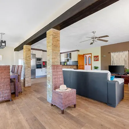 Rebeca - Plusholidays וילה *