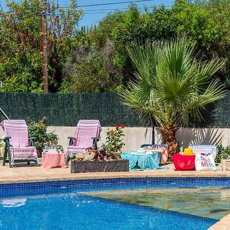 Rebeca - Plusholidays * Ifach