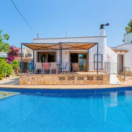 Rebeca - Plusholidays Ifach