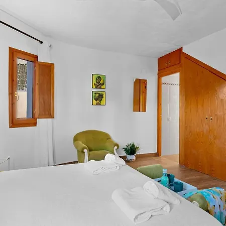 Rebeca - Plusholidays Villa