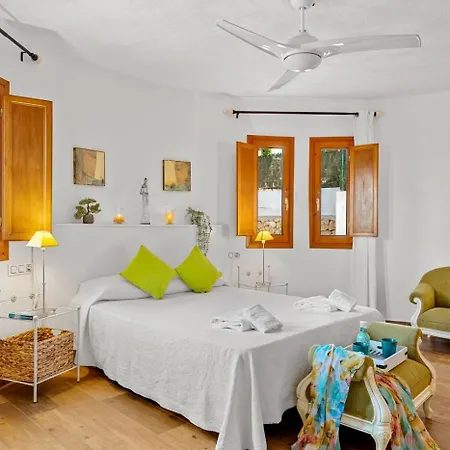 Rebeca - Plusholidays Villa