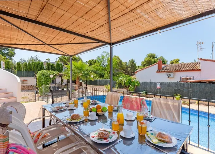 Rebeca - Plusholidays *