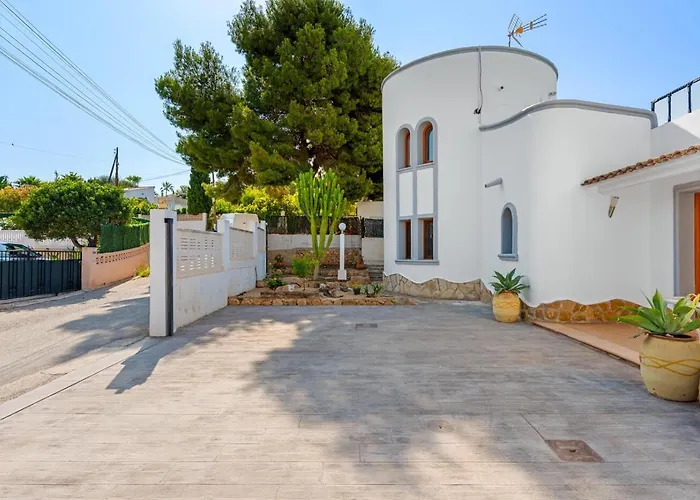 Rebeca - Plusholidays Villa