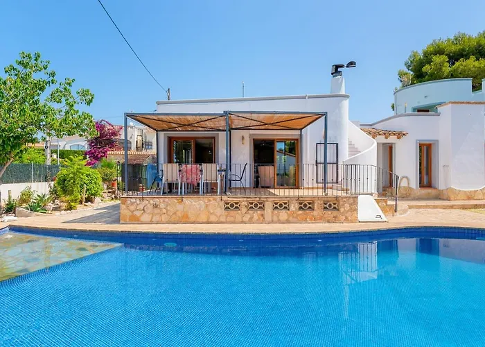 Rebeca - Plusholidays Ifach